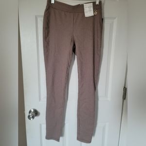 Brand New! Women's Tommy Hilfiger Pants